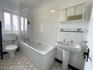 Photo 1- click for photo gallery